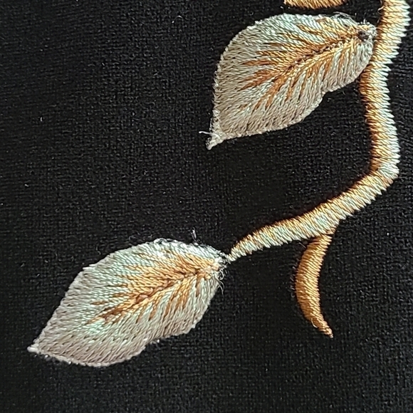 Long Black Velvet  Formal Dress with 3D Floral Embroidery, Size Small - Picture 8 of 10